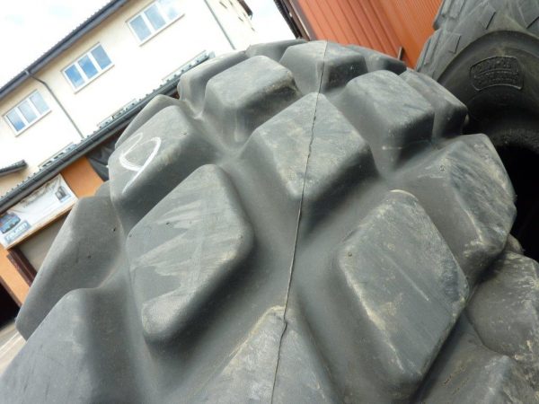 2 x Opona używana przemysłowa 21.00-29 GOODYEAR EARTH MOVER 2700zł W854 - obrazek 8