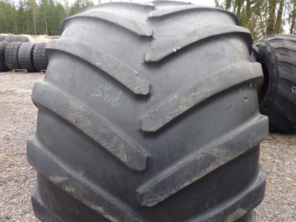 2 x Opona używana rolnicza 1050/50R32 MICHELIN MEGAXBIB 1400zł W1726 - obrazek 4