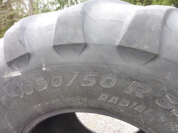 2 x Opona używana rolnicza 1050/50R32 MICHELIN MEGAXBIB 1400zł W1726 - obrazek 10