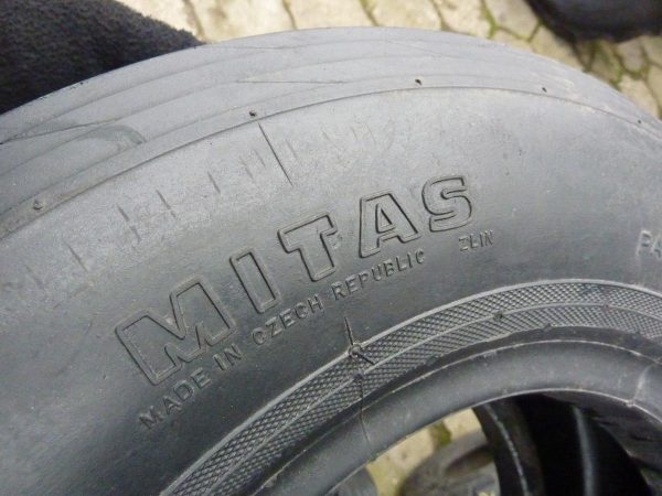 5 x Opona używana przemysłowa 610x215 MITAS M1 PAD 120zł. W2861 - obrazek 10