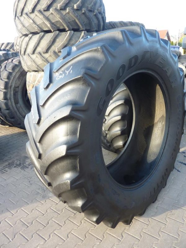 Opona używana rolnicza 650/65R42 GOODYEAR OPTITRAC 900zł. W2862 - obrazek 2