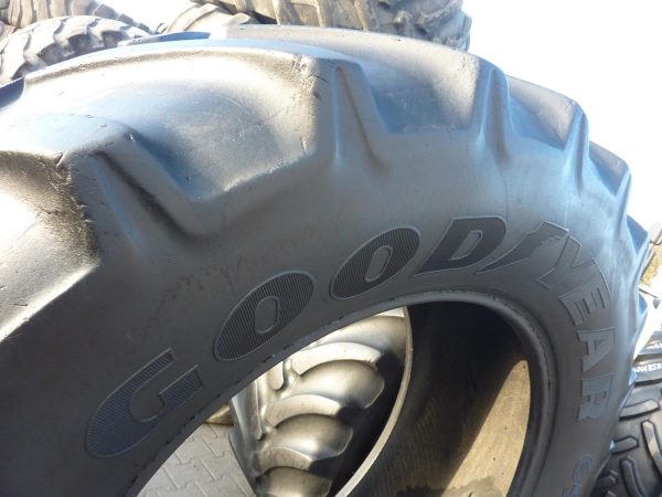 Opona używana rolnicza 650/65R42 GOODYEAR OPTITRAC 900zł. W2862 - obrazek 3