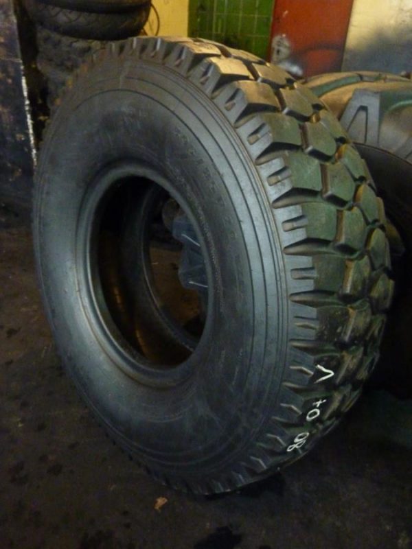 Opona używana przemysłowa 395/85R20 MICHELIN XZLZ 600zł W2875 - obrazek 2