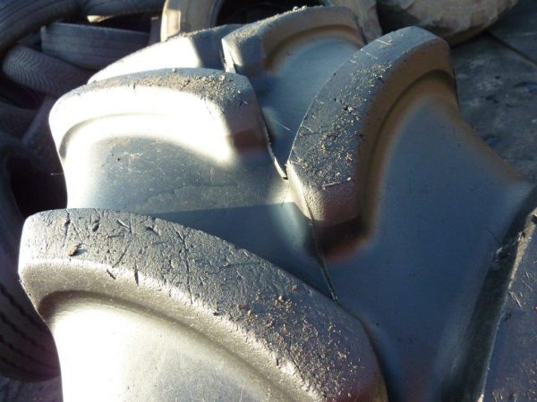 Opona używana rolnicza 360/70R28 FIRESTONE PERFORMER 70; 1000zł W1031 - obrazek 6