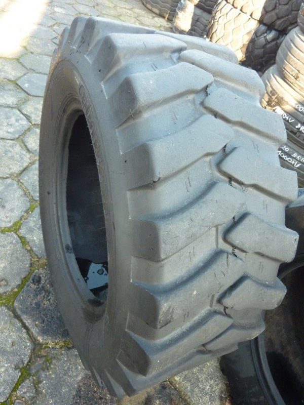 Opona używana przemysłowa 405/70-24 PROTECTOR M880; 1000zł W1079 - obrazek 4