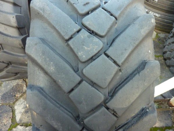 2 x Opona używana przemysłowa 405/70-24 16/70-24 SOLIDEAL MPT 1400zł W1080 - obrazek 3
