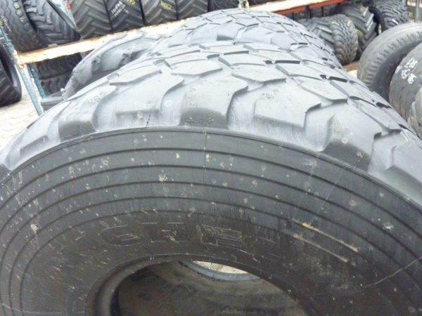 2 x Opona używana przemysłowa 24R21 MICHELIN XZL 1200zł W1108 - obrazek 3