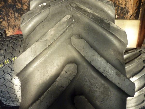 2 x Opona używana rolnicza 650/75R38 MICHELIN MACHXBIB 1500zł W1119 - obrazek 4