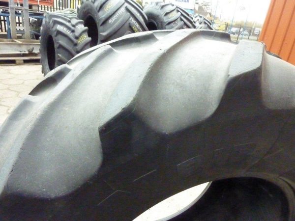 2 x Opona używana przemysłowa 600/65R28 MICHELIN MACH XBIB 1400zł W1229 - obrazek 3