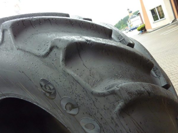 2 x Opona używana rolnicza 900/60R38 CONTINENTAL SVT 4800zł W1313 - obrazek 6