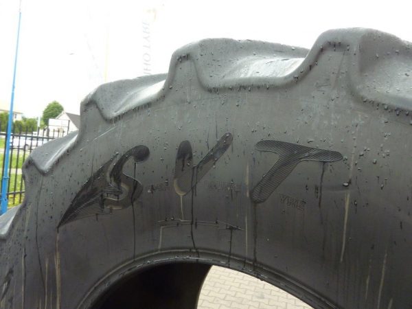 2 x Opona używana rolnicza 900/60R38 CONTINENTAL SVT 4800zł W1313 - obrazek 9