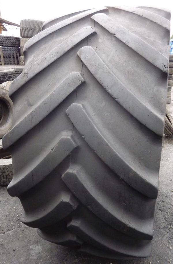 Opona używana rolnicza 900/60R38 CONTINENTAL SVT 2600zł W2187