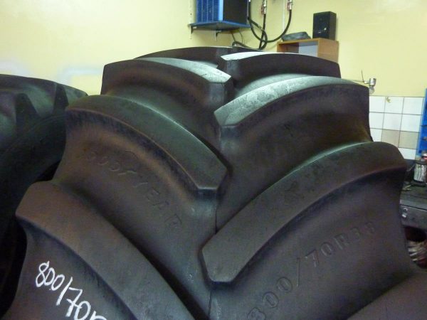 Opona używana rolnicza 800/70R38 GOODYEAR OMNITRAC DT830 2829zł W2216 - obrazek 7