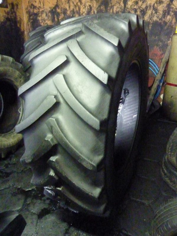 2 x Opona używana rolnicza 600/65R38 CONTINENTAL CONTRACT 1400zł W2290 - obrazek 2