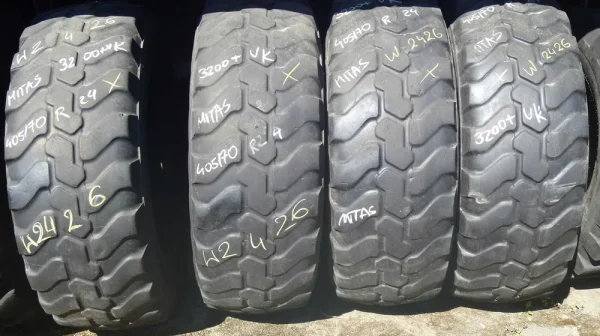 4 x Opona używana przemysłowa 405/70R24 MITAS EM-01; 450zł W2426