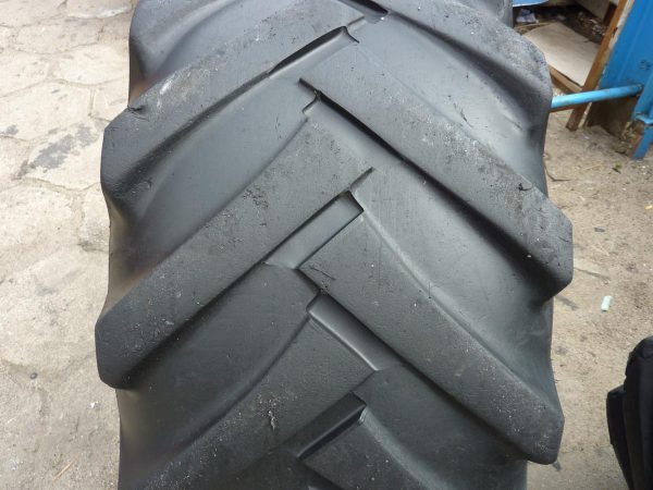 2 x Opona używana rolnicza 15,0/55-17 BKT AS 504 IMPLEMENT 350zł W2505 - obrazek 2