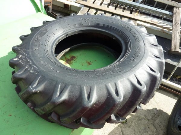 Opona używana rolnicza 7,00-12 BKT AS-504 150zł W2519 - obrazek 2