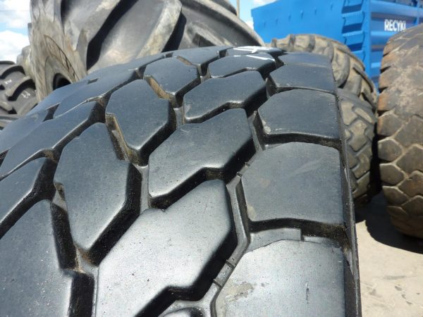 Opona używana przemysłowa 385/95R25 HILO BO5N; 1600zł W2631 - obrazek 5