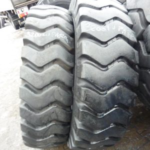 2 x Opona używana 14,00-24 28PR!!! CONTINENTAL CONTI TERMINAL CRANE MASTER 1600zł W2895
