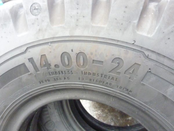 2 x Opona używana 14,00-24 28PR!!! CONTINENTAL CONTI TERMINAL CRANE MASTER 1600zł W2895 - obrazek 3
