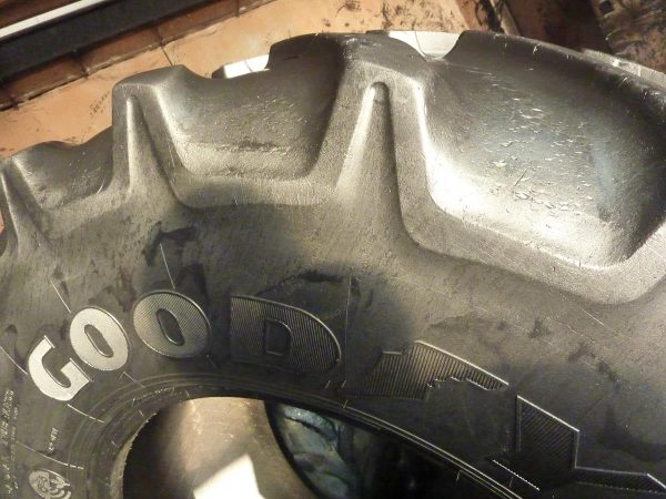 Opona używana rolnicza 710/70R38 GOODYEAR DT824; 2000zł W2913 - obrazek 3