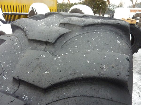 Opona używana przemysłowa 16,9-28 CATERPILLAR HDR4; 500zł W2933 - obrazek 8