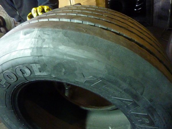 Opona używana ciężarowa 435/50R22.5 GOODYEAR MLHT 800zł C1594 - obrazek 9