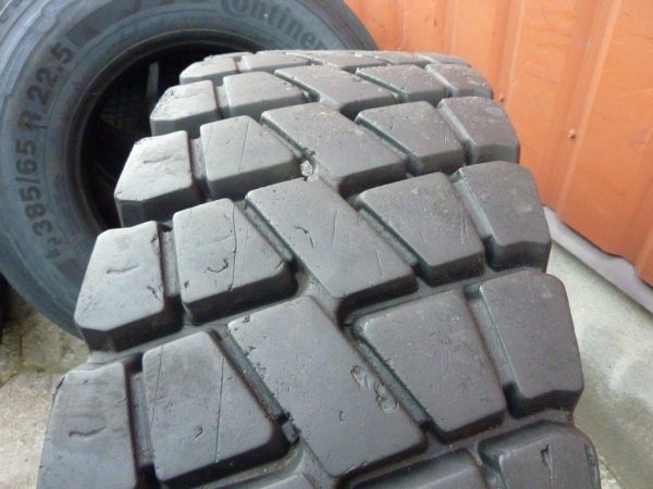 Opona używana ciężarowa 295/80R22.5 CONTINNTAL HDC1; 600zł C442 - obrazek 4