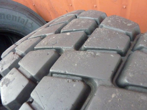 Opona używana ciężarowa 295/80R22.5 CONTINNTAL HDC1; 600zł C442 - obrazek 7