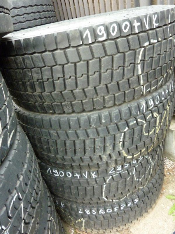 4 x Opona używana ciężarowa 285/60R22.5 BRIDGESTONE M729; 475zł C91