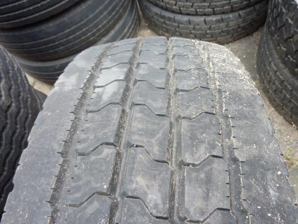 Opona używana ciężarowa 245/70R19,5 GOODYEAR RHS II; 250zł C204 - obrazek 5