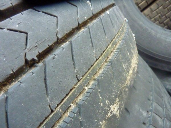 Opona używana ciężarowa 305/70R22.5 BRIDGESTONE R227; 300zł C94 - obrazek 6