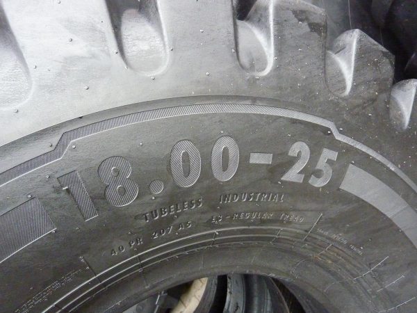 2 x Opona używane przemysłowa 18,00-25 CONTINENTAL CRANEMASTER 1800zł W2952 - obrazek 8