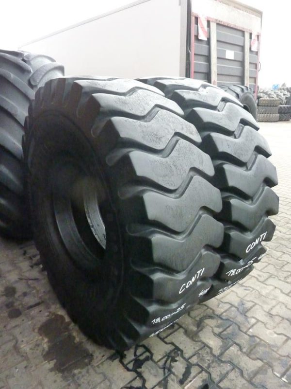 2 x Opona używane przemysłowa 18,00-25 CONTINENTAL CRANEMASTER 1800zł W2952 - obrazek 2