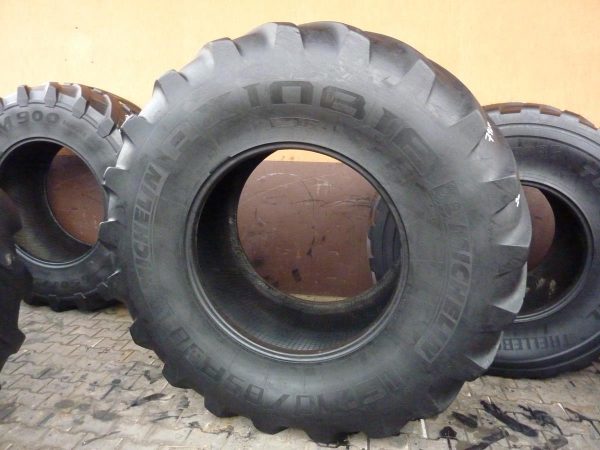 Opona używana rolnicza 710/85R38 MICHELIN AXIOBIB 1500zł W2958 - obrazek 2