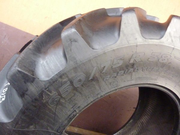 Opona używana rolnicza 650/75R38 MICHELIN MACHXBIB 4900zł W2962 - obrazek 3