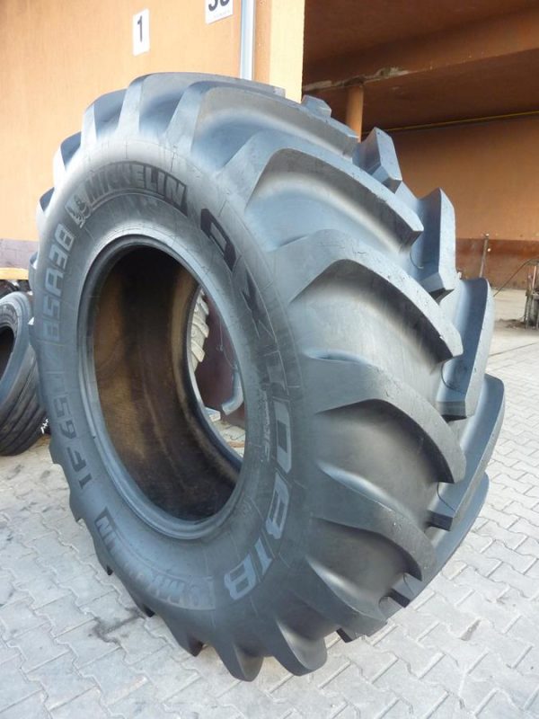 Opona używana rolnicza 650/85R38 MICHELI AXIOBIB 6800zł W2979 - obrazek 3