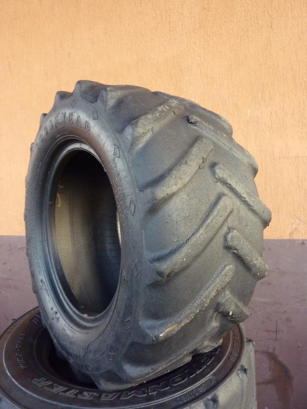 Opona używana przemysłowa 29x12,50-15 GOODYEAR TERRA 150zł W2981 - obrazek 3