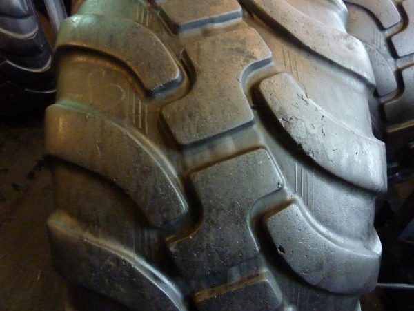 2x Opona używana rolnicza 650/50R22,5 ALLIANCE FLOTATION A-380; 1900zł W2993 - obrazek 4