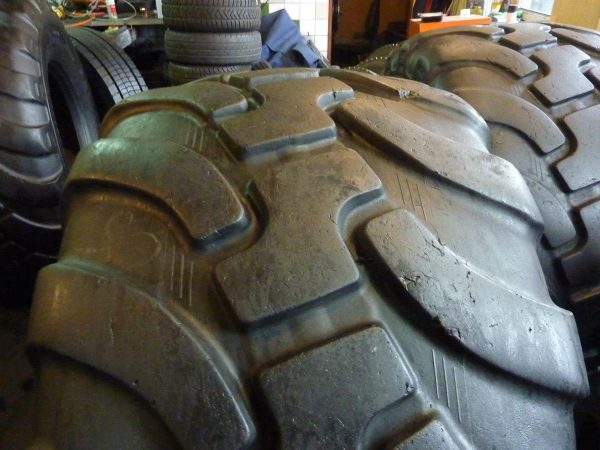 2x Opona używana rolnicza 650/50R22,5 ALLIANCE FLOTATION A-380; 1900zł W2993 - obrazek 6