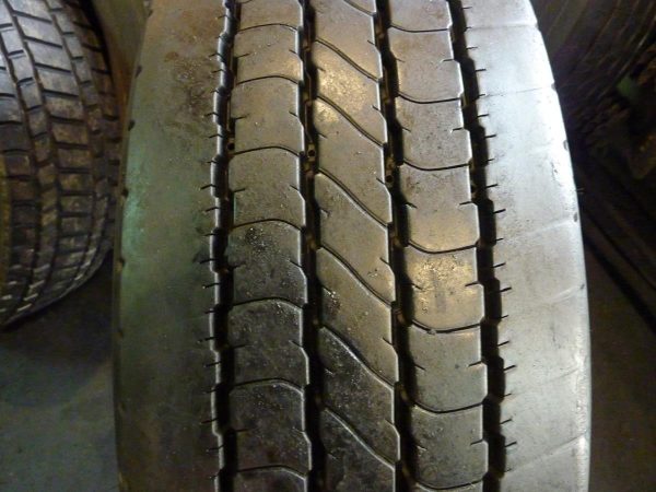 Opona używana ciężarowa 315/70R22.5 KELLY KSM 680zł C1995 - obrazek 3