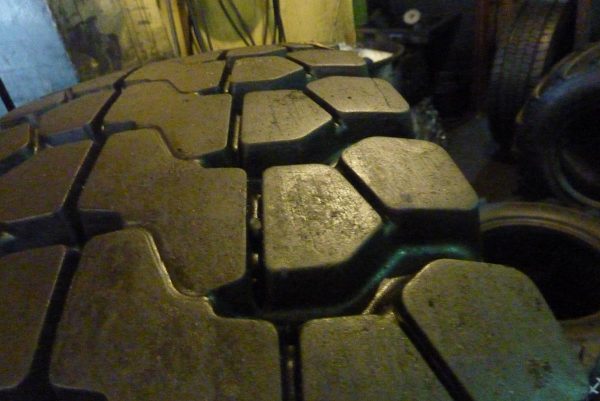 Opona używana ciężarowa 12,00R20 PIRELLI TC85; 700zł C2007 - obrazek 9