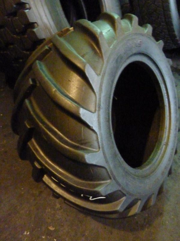 Opona używana rolnicza 31,15-50-15 MITAS TRACTION TR07; 300zł W2996 - obrazek 3