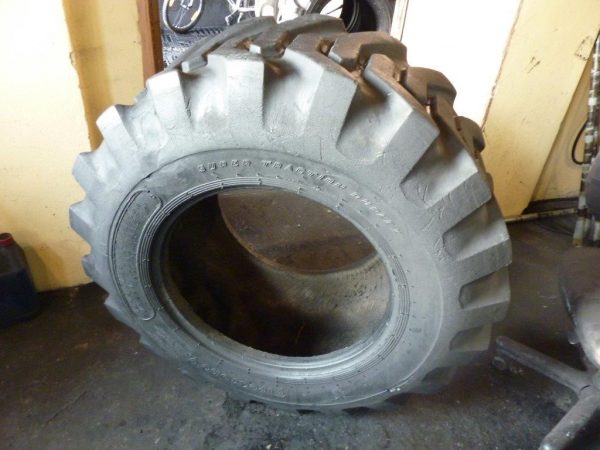 2 x Opona używana przemysłowa 15-19.5 FIRESTONE 500zł W1113 - obrazek 2