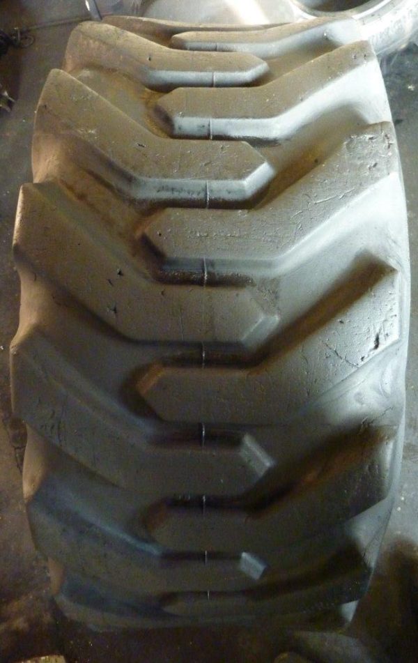 2 x Opona używana przemysłowa 15-19.5 FIRESTONE 500zł W1113