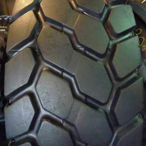 Opona używana przemysłowa 23,5R25 BRIDGESTONE VJT 3800zł W3012
