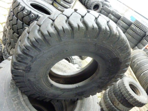 Opona używana przemysłowa 15-19,5 GALAXY SUPER SIDEWALL 600zł W1074 - obrazek 2
