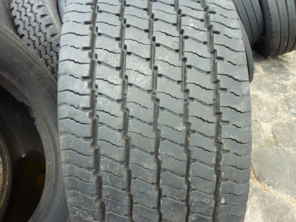 Opona używana ciężarowa 385/55R22.5 PIRELLI PW01 800zł C711 - obrazek 2