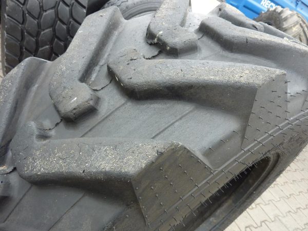 Opona używana przemysłowa 400/80-24 15.5/80-24 ALLIANCE TOUGH TRAC 1400zł W2579 - obrazek 9