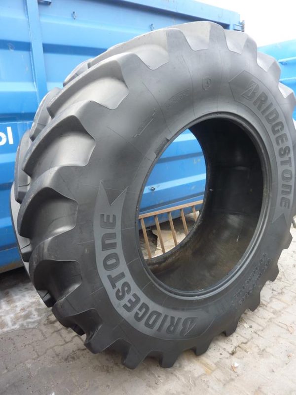Opona używana rolnicza 710/75R42 BRIDGESTONE VT TRACTOR 5800zł W3043 - obrazek 3